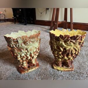 McCoy Grape Cluster planter pair